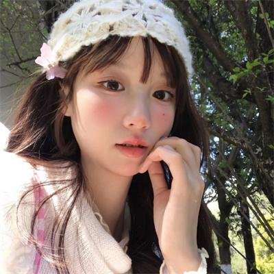 一个叫小小船的男孩
